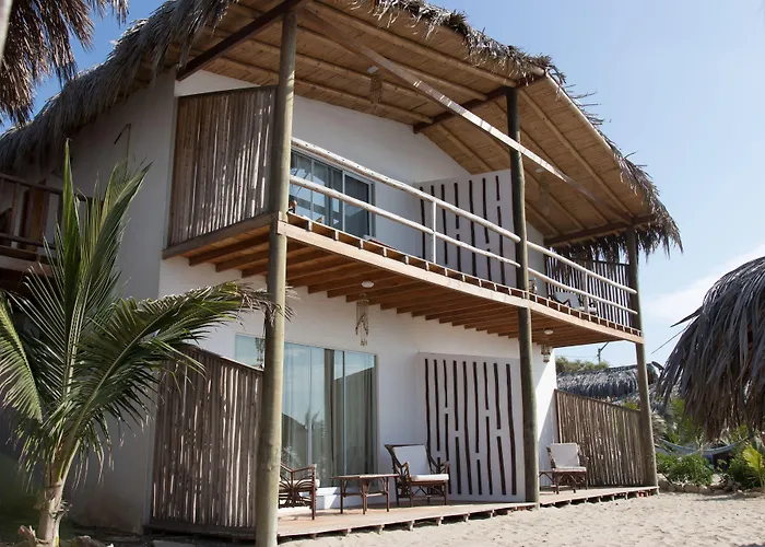 Baja Canoas Hotel