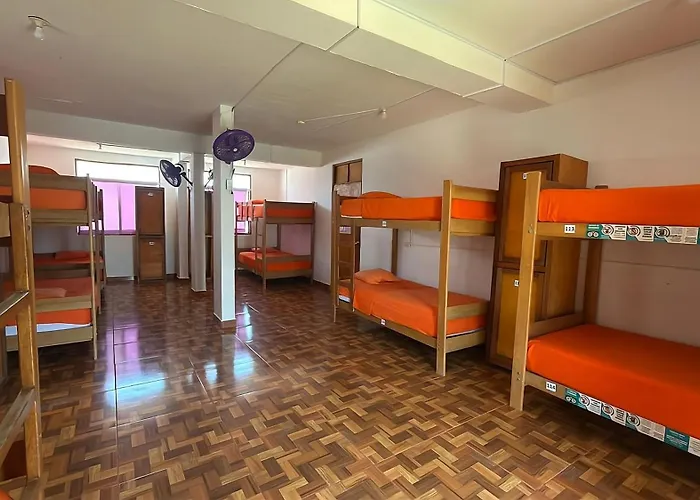 The Point Mancora Beach - Hostel Juvenil De Fiesta